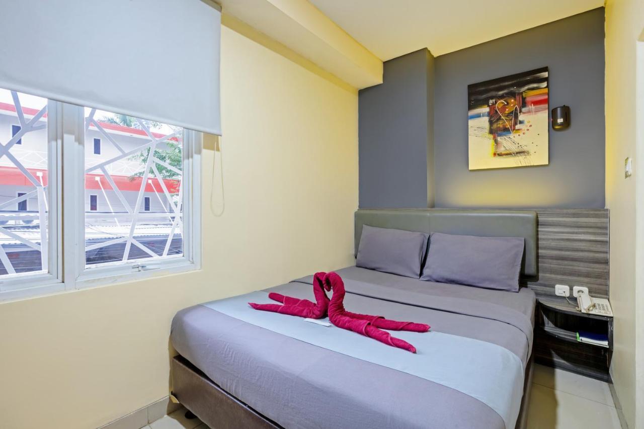 City Biz Residence Jakarta Luaran gambar